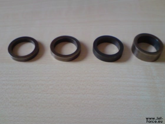 D-Ringe gedreht und anschließend gehärtet 4,5,6 und 9mm groß ^^