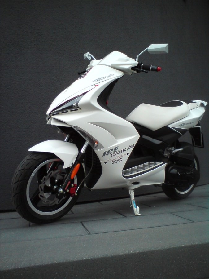 Der Scooter