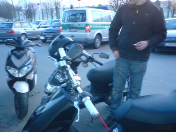 Moins