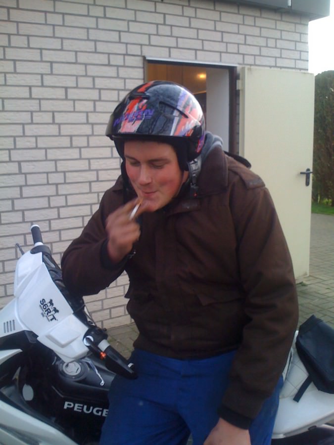 :D:D Bramm (Benni) mit seinem geilem Helm :D:D
