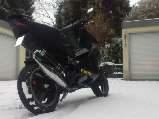 Schnee *___*