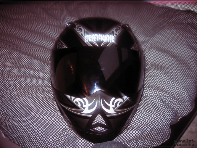 NEUER HELM <3