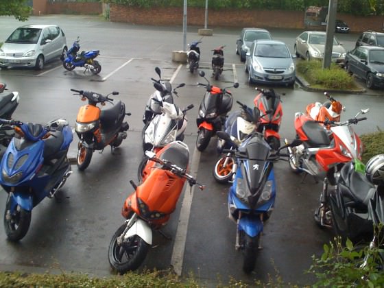 Scootertreffen und dann alle nach Mcc Normalität