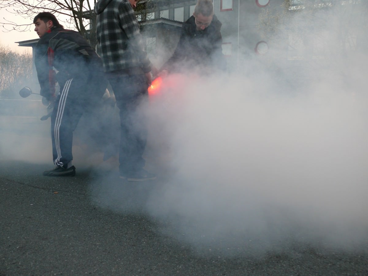 honda cbr 125 baujahr 2011 burnout^^