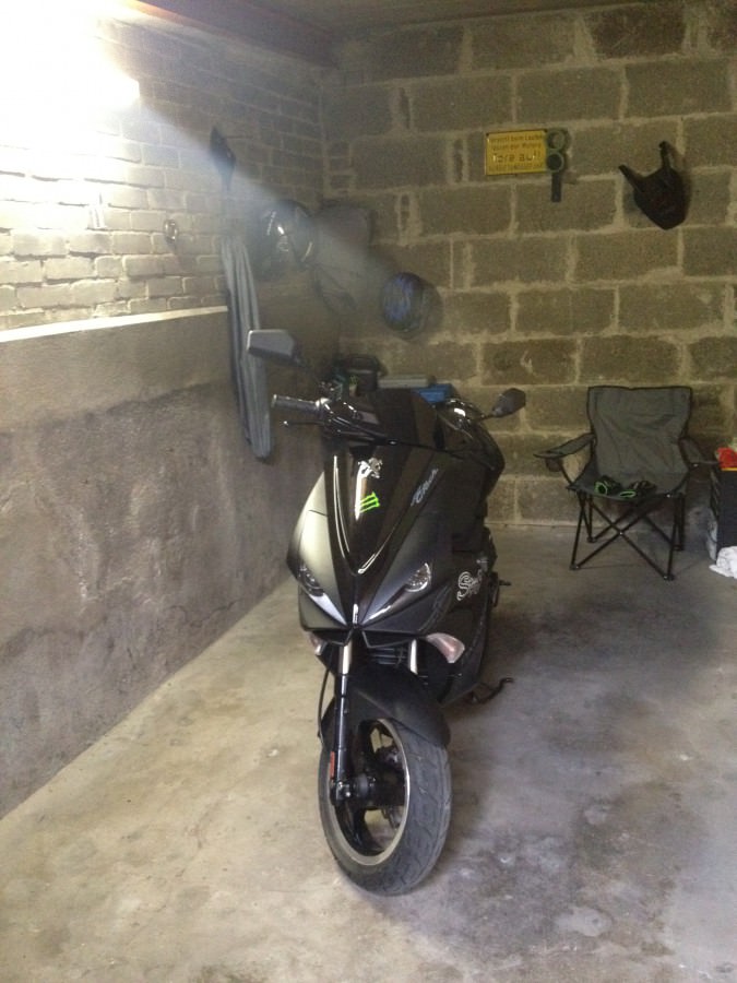 Jetty in der Garage xDDD