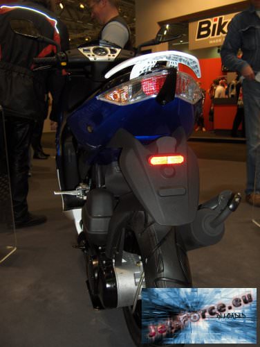 intermot062.jpg