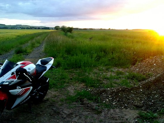 meine R feat. sunset & landscape (: