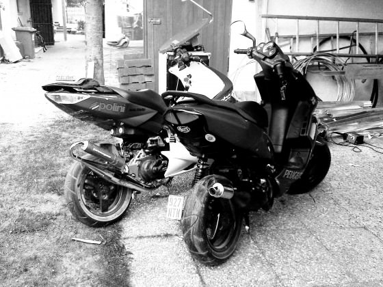 20100427991