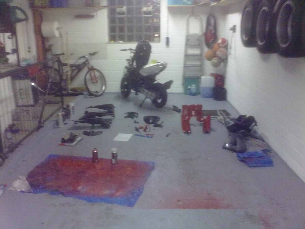 Gelackt selber 1. mal xD Rot Und Schwarz matt
