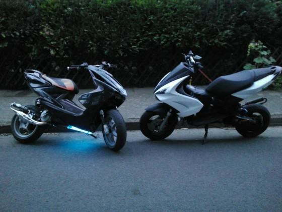 Rox vom Kumpel und mein Malossi sport Jet.