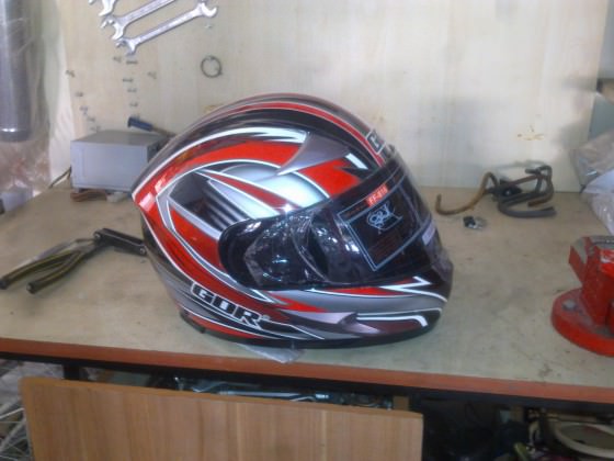 wie findet ihr diesen helm ??