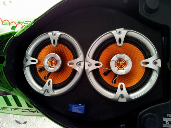 Verkaufe helmfachanlage für jet force