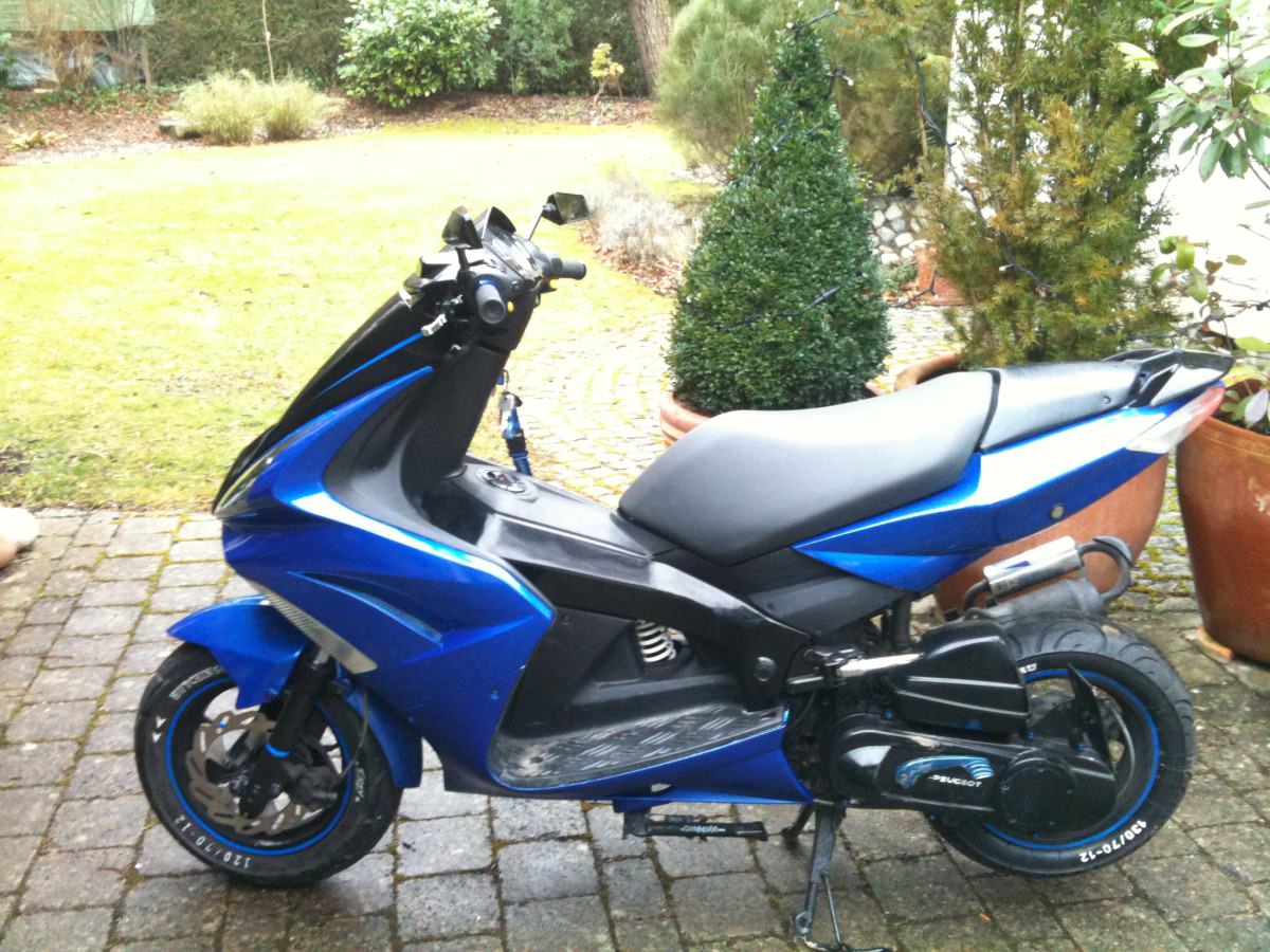 Blauer UB, Bitchezz :D