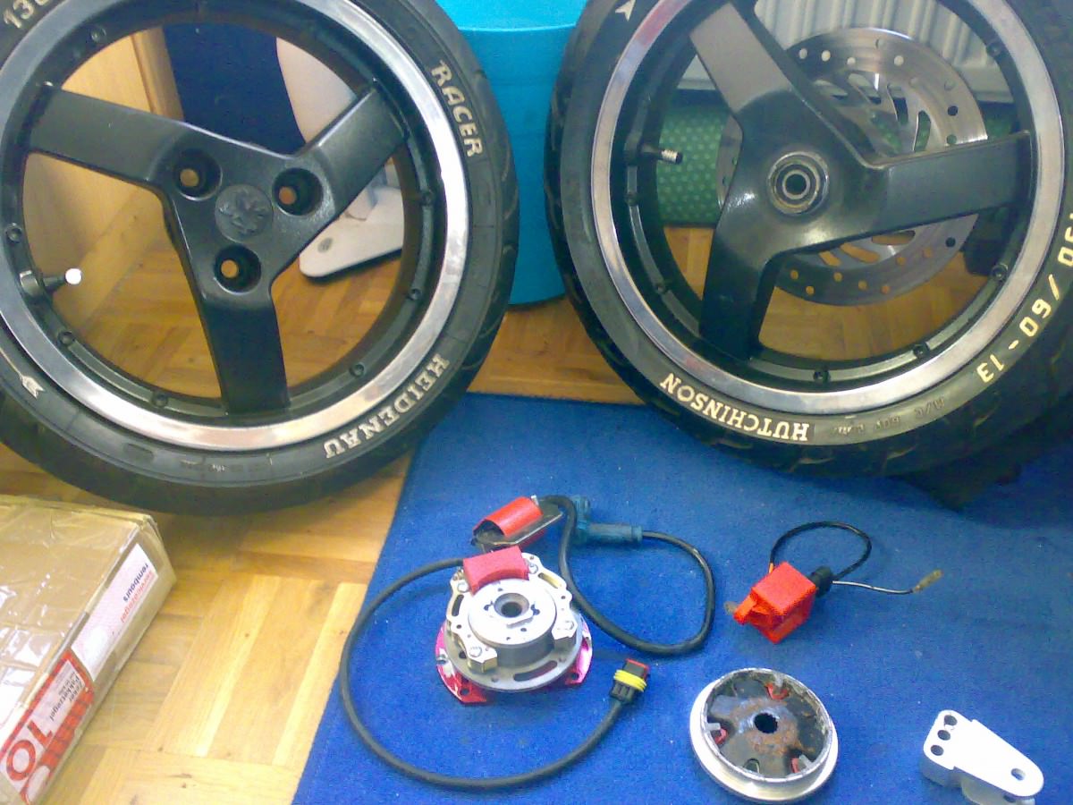 heute post gekommen :) neue felgen fürn jet und rotor für sr ^^und ne muva^^
