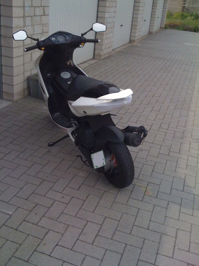 grade rücklicht getönt :D