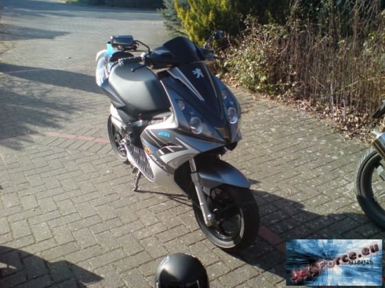 Auspuff komplett SchwarzZ LackeD ;)