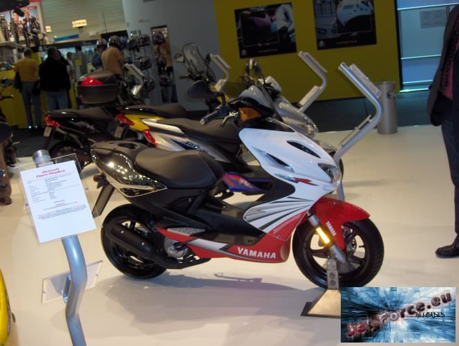 intermot137.jpg