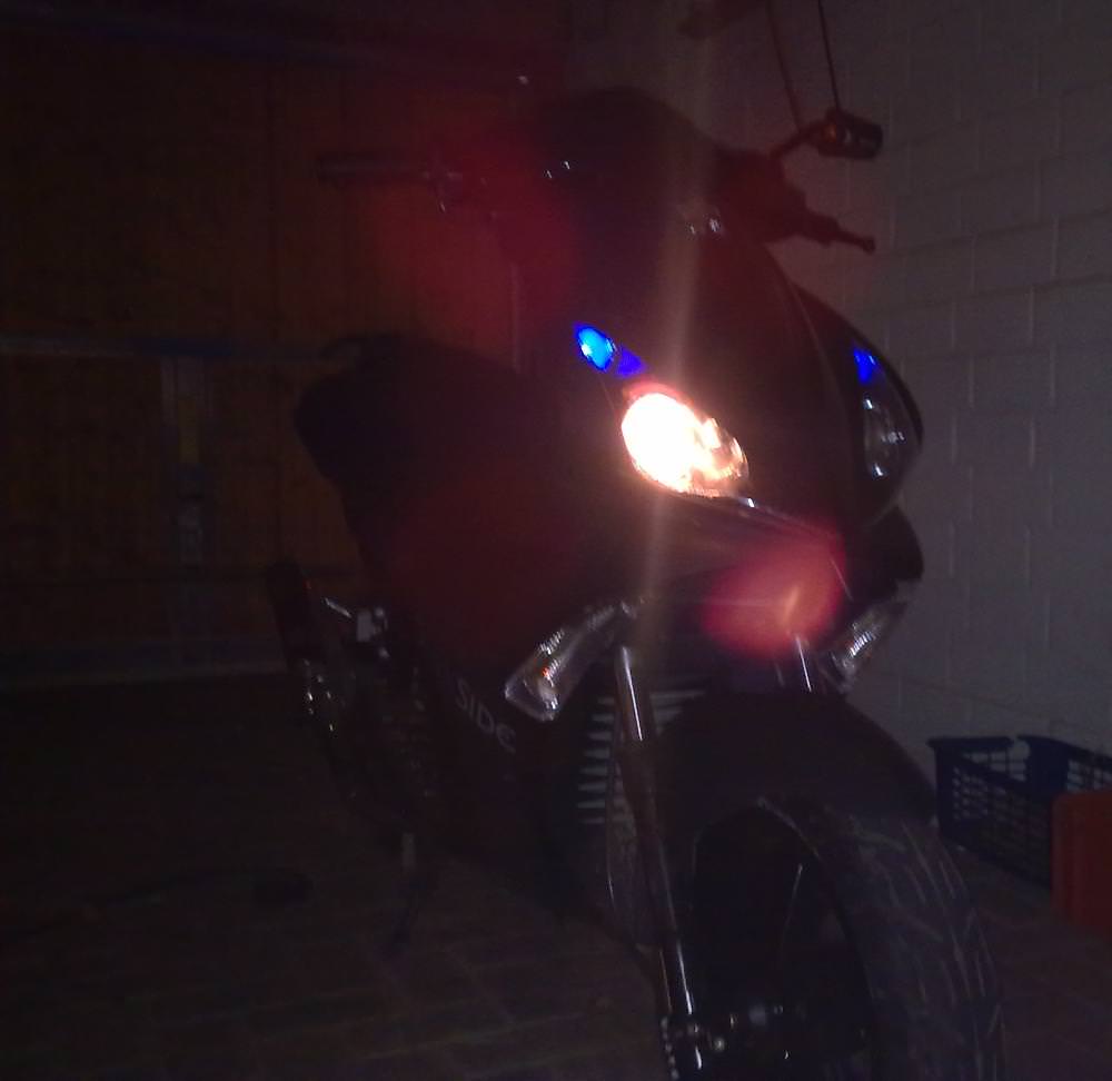 Standlichter blau ;)