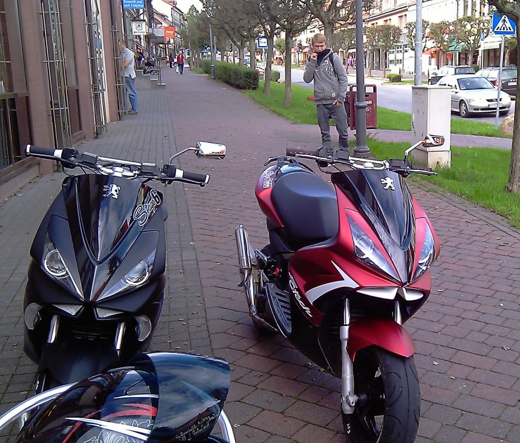 Red-racers bb geholt:) dann ab durch die stadt!
