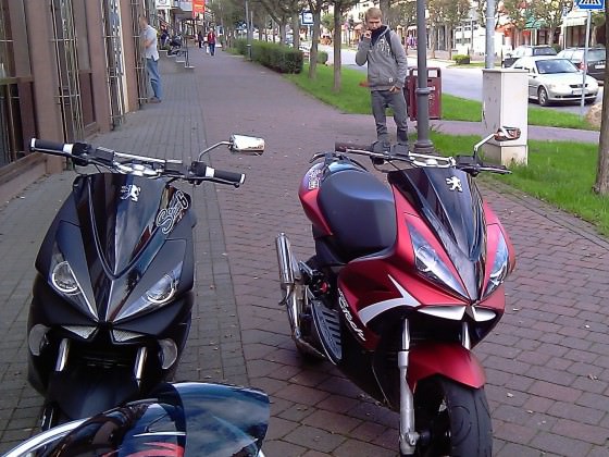 Red-racers bb geholt:) dann ab durch die stadt!