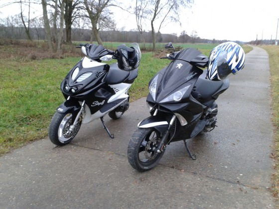 Meine (noch) Aerox und der Jetforce vom Kumpel