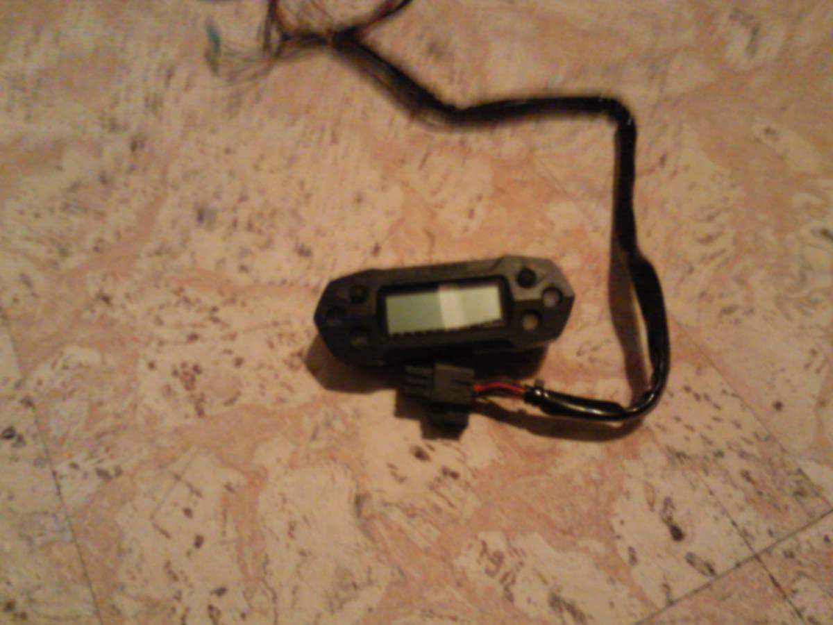 Zu verkaufen koso tacho und 19 mm vergaser arreche