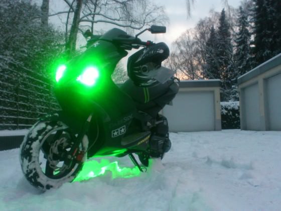 Schnee *___*