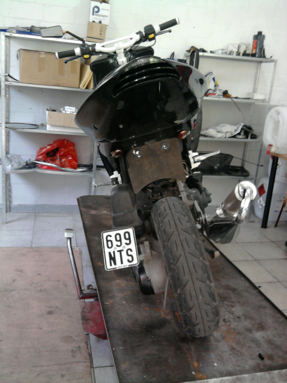 pROJEkT... bissle dreckig .../ bei scooterpower am vergaser abstimmen ;)