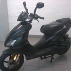 Die Aprilia SR 50 R Factory