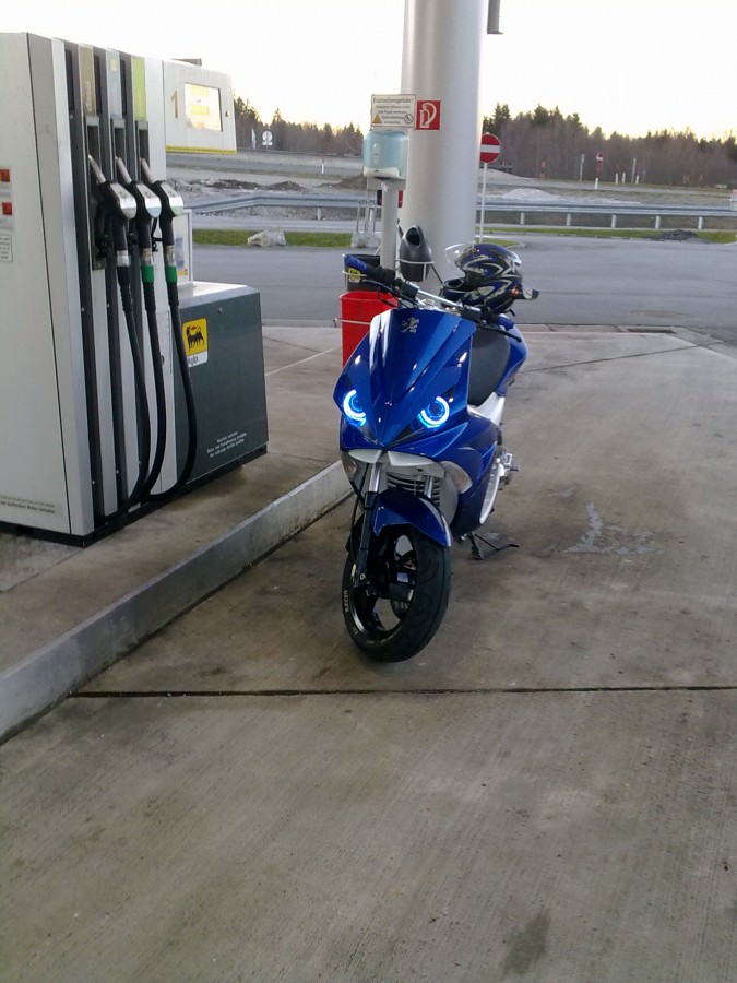 Tanken halt XD