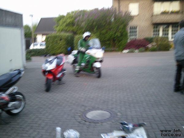 Beim kolegen schrauben :D