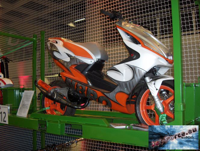 intermot040.jpg