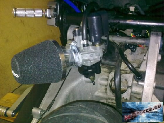 17.5 er Vergaser mit hebo sportluftfilter ...geht gut