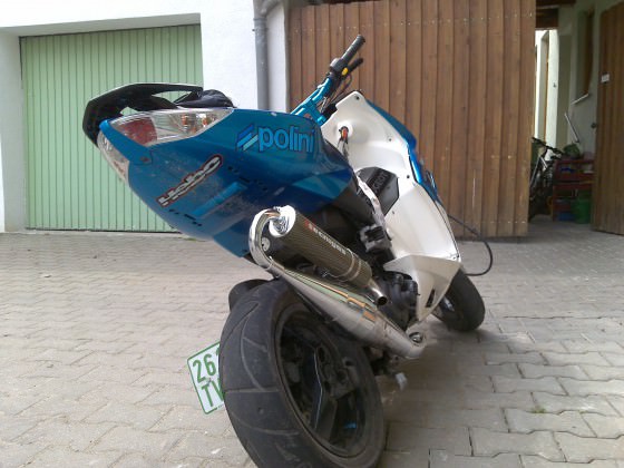 20100418984