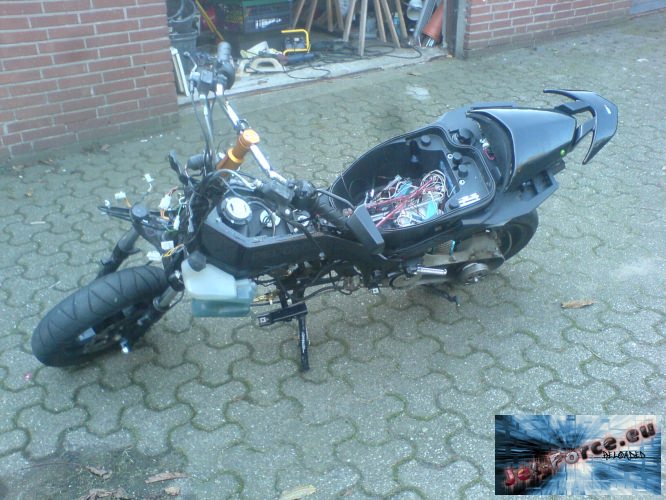 Teile sind grade beim Lacken