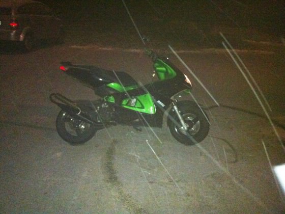 Ya mein roller im schnee spielen lassen xD und heck gespritzt gespachtelt xD so quail *_*