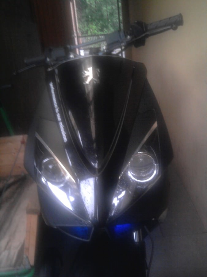 Downi und neuer Helm :D