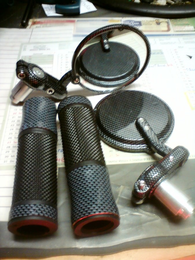 Carbon Griffe & Spiegel.,.