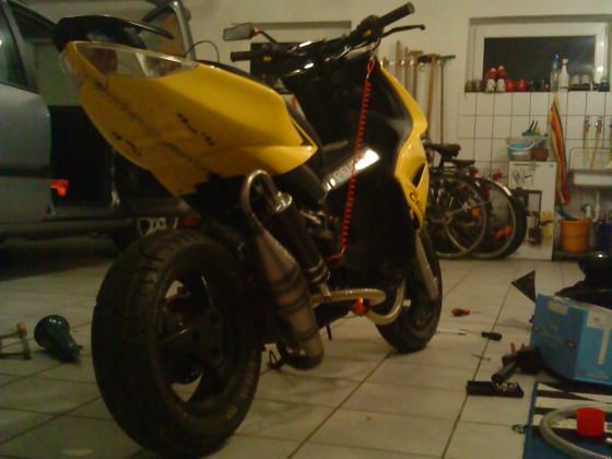 R1200