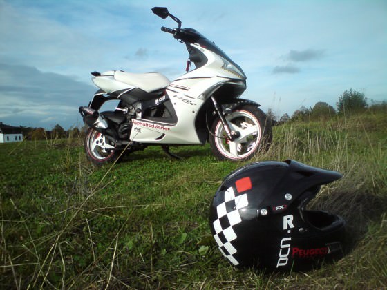 DerScooter+Sommerhelm