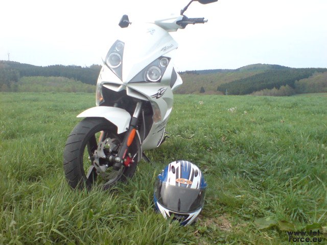mitten auf ner riesigen Wiese