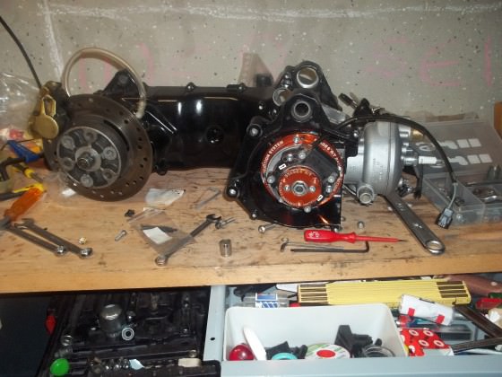 Die letzten Arbeiten an der Stage6 Racing Aerox..