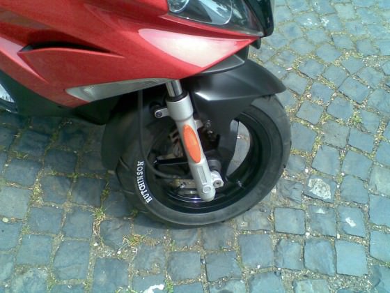 und der vordere fender is nu schwarz^^