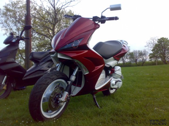25042010889.jpg
