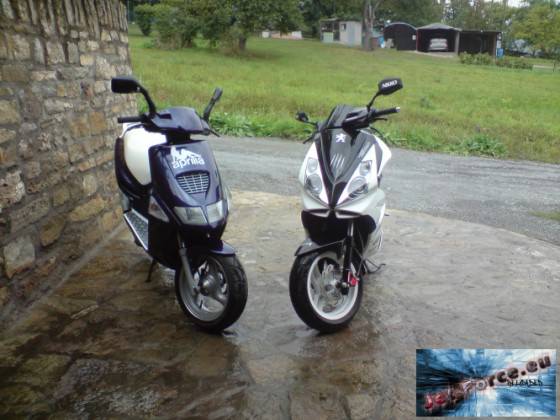 Aprilia Vs Peugeot :D