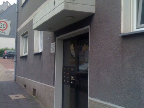 crytex und ich sind heute zu dem led shop gefahren wo fex usw... seine led´s her haben :D