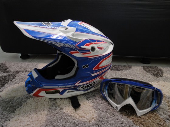 Neuer cross Helm ;)