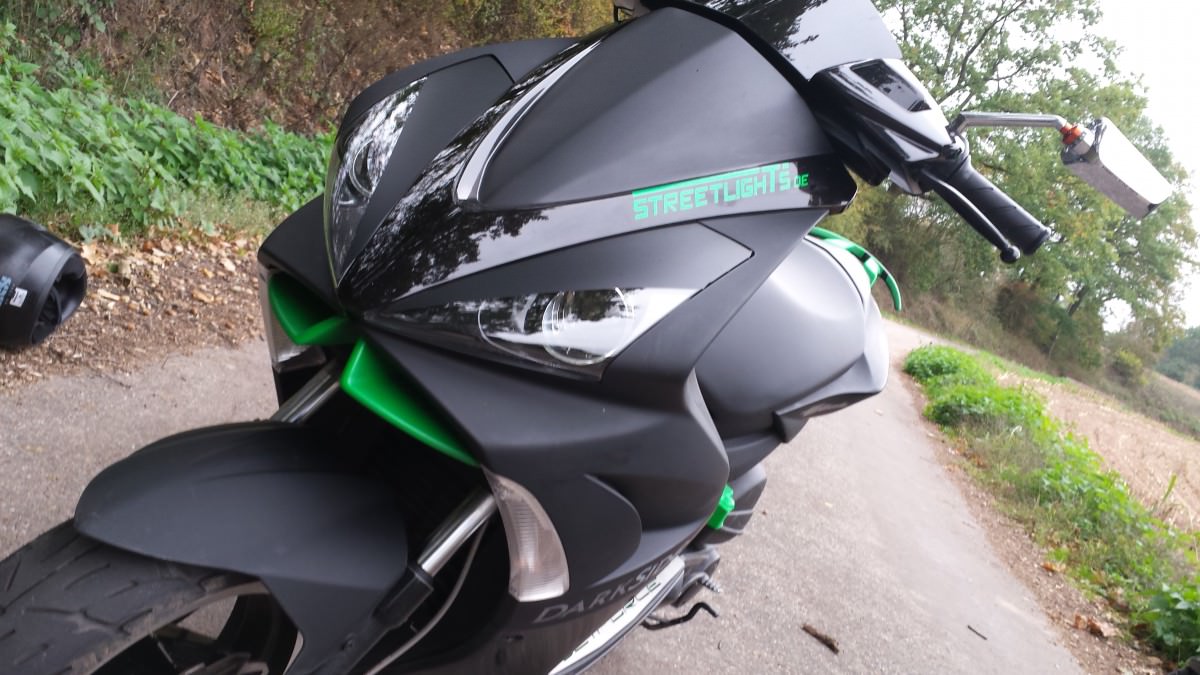 Black&Green Jet
