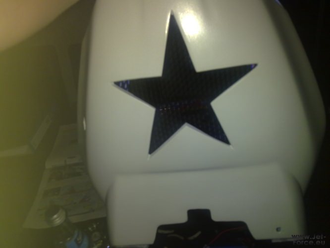 SO alles Fertig LeD`s dran und Racin gitter hinten dran xD