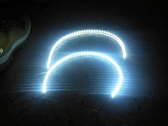 TAgfahrlichter sind gekommen ich bekomm aber meine scheiß scheinis nicht auf